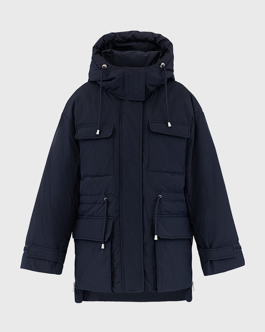 Пуховик парка с накладными карманами, темно-синий
Пуховик парка с накладными карманами, темно-синий