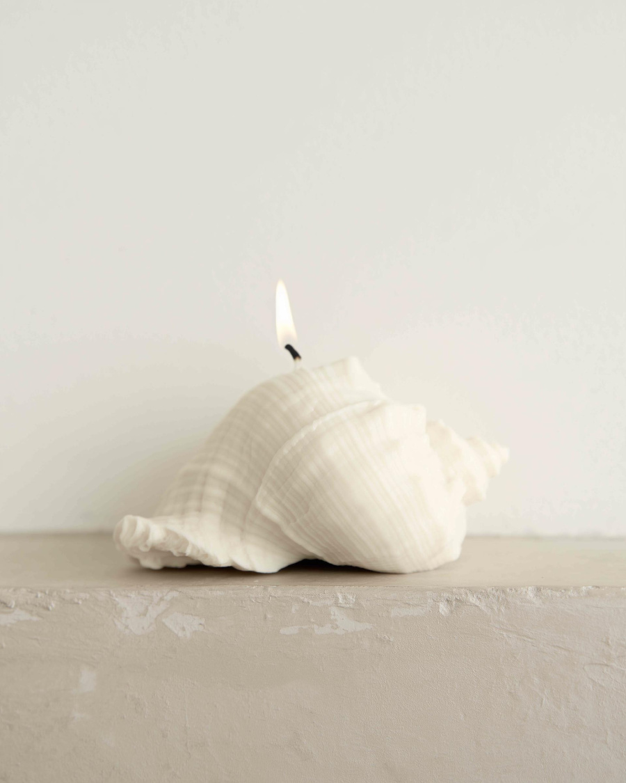 

Свеча «Ракушка рапана», пчелиный воск, 10×9 см