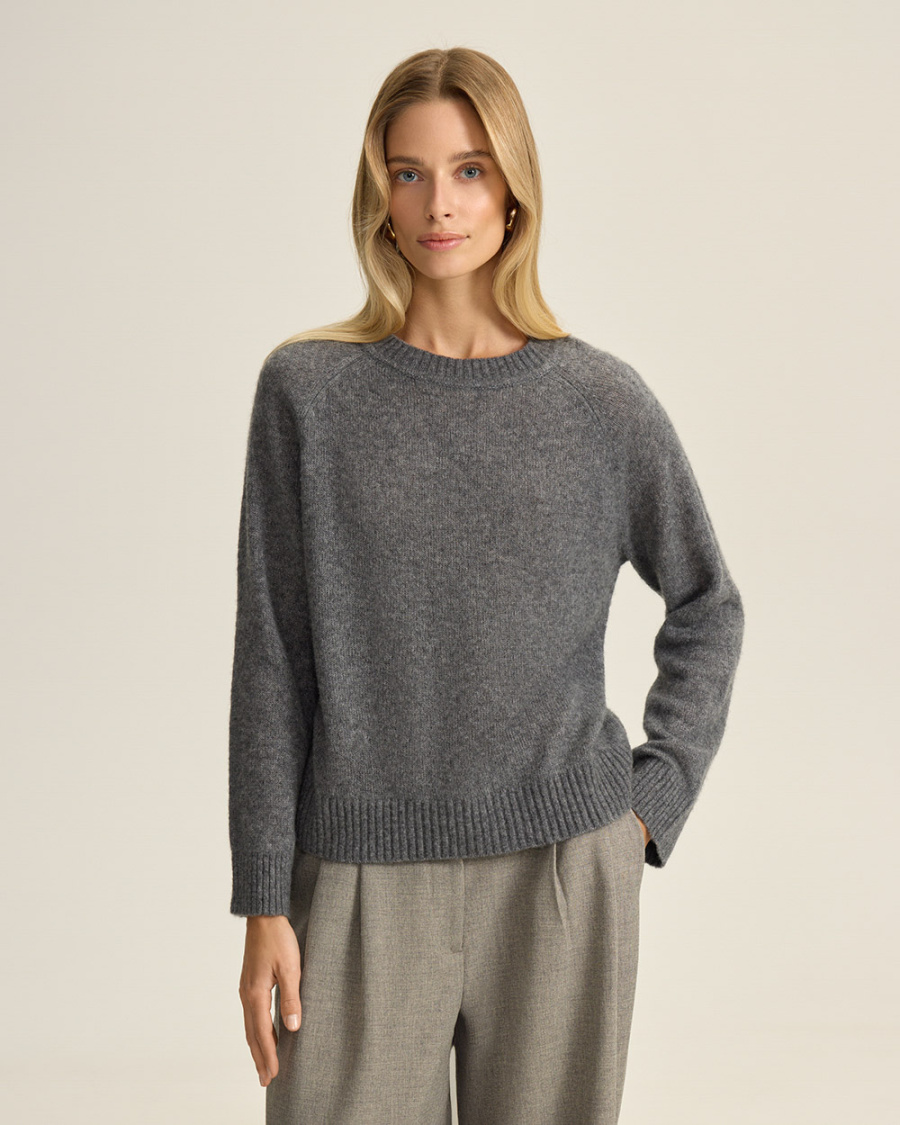 джемпер из кашемира и шелка  фотография