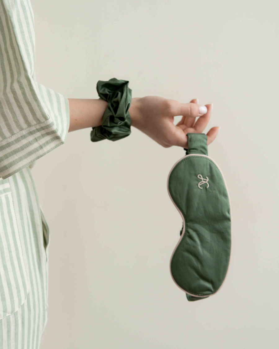 маска для сна sleep, оливковый  фотография