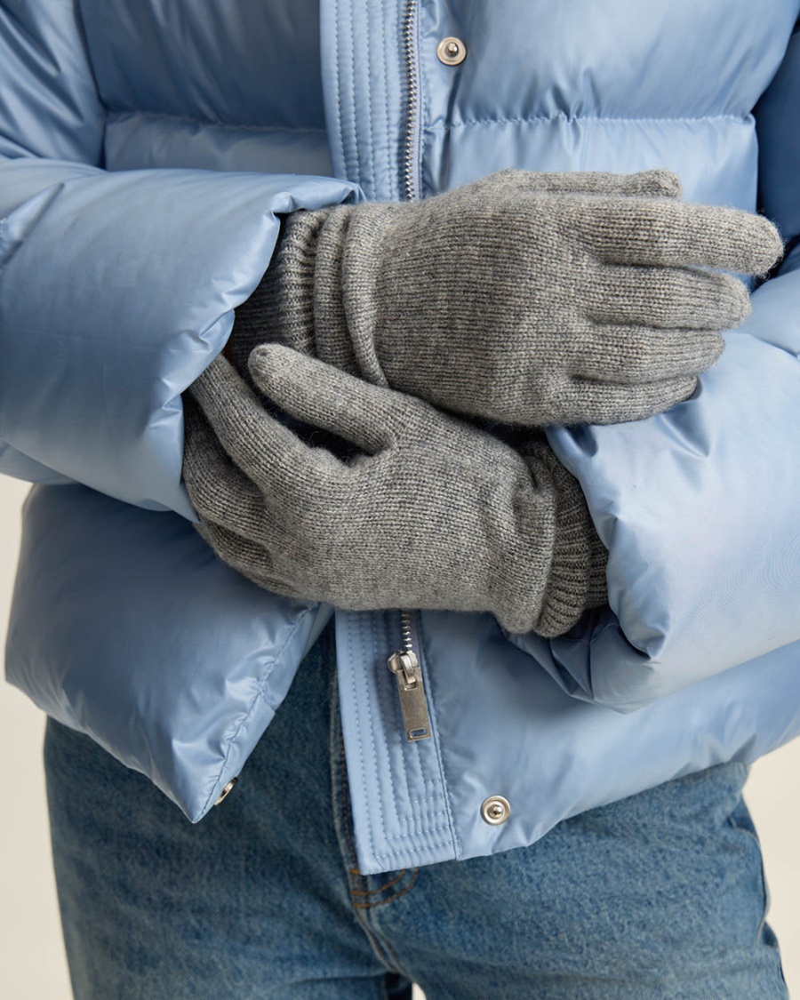 вязаные перчатки из шерсти с кашемиром  фотография