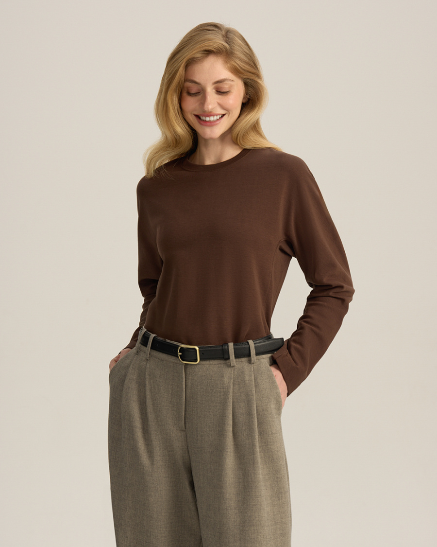 Лонгслив с цельнокроеным рукавом коричневый 6900₽