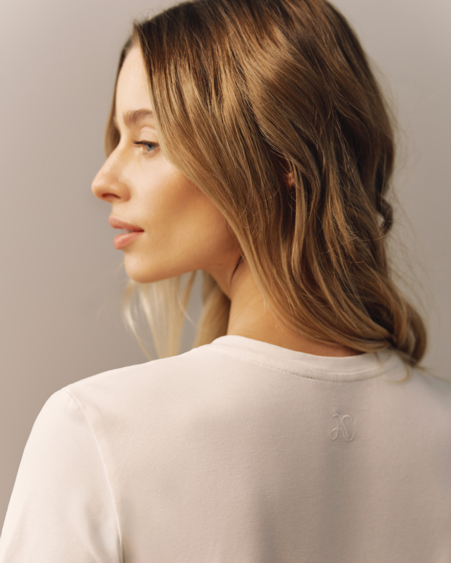 Футболка полуприталенного кроя молочный 4990₽