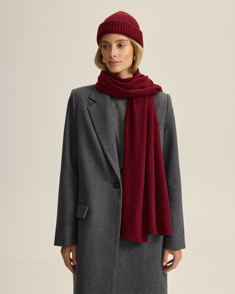 шарф из шерсти и кашемира  фотография