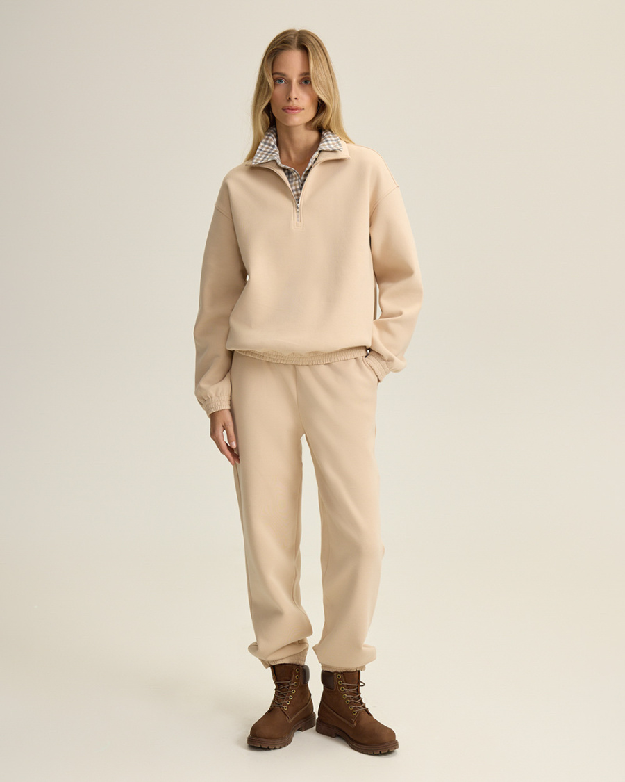 брюки джоггеры  фотография