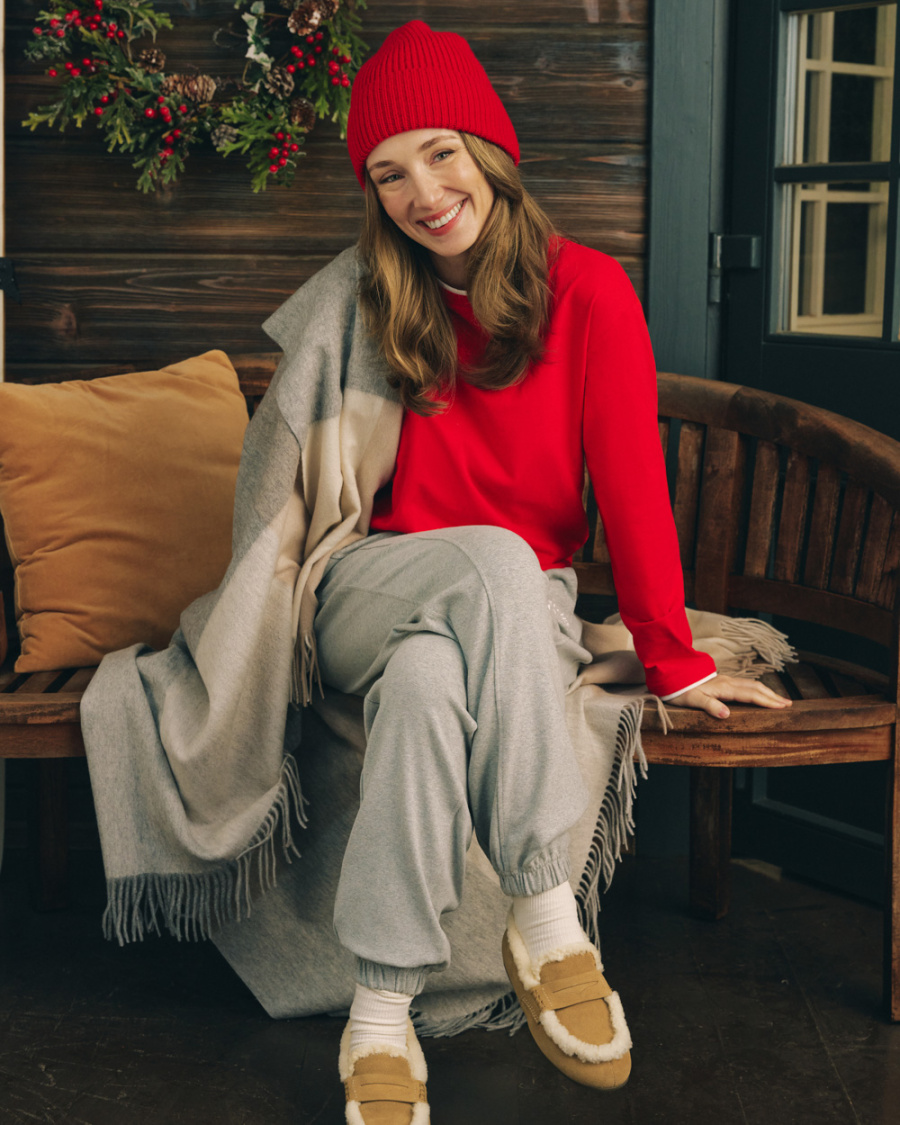 

Хлопковый лонгслив с вышивкой, красный