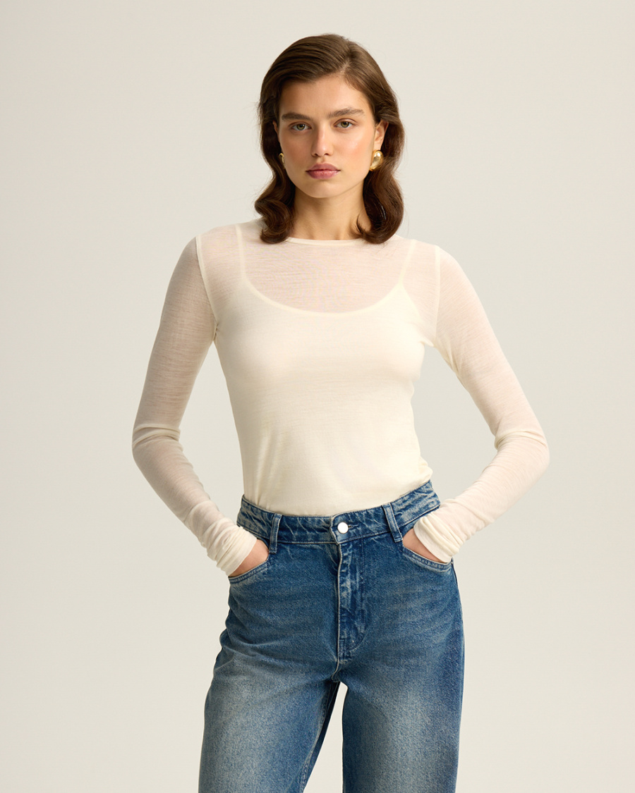 

Прозрачный лонгслив из шерсти мериноса, молочный