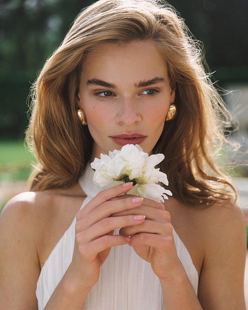 Топ из фактурной жатой ткани, на подкладке, молочный