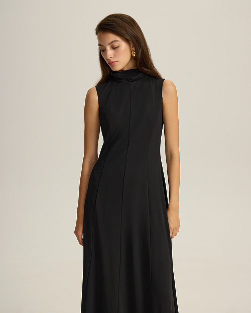 Платье макси без рукавов со стойкой, черный