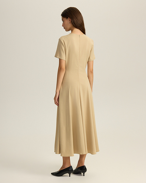 Приталенное платье из лиоцелла и района, бежевый