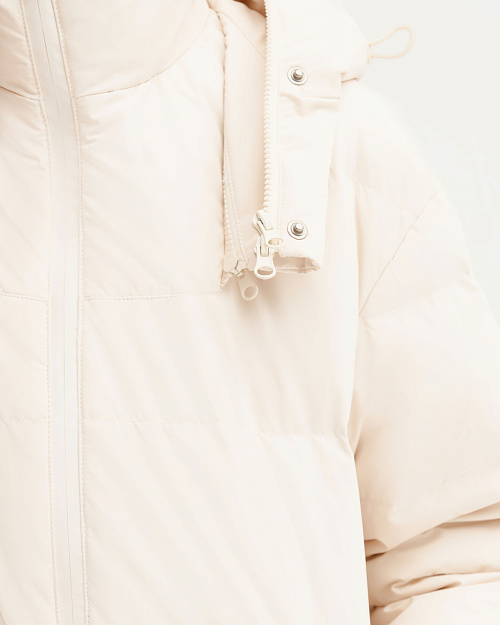 Удлиненный пуховик с капюшоном-трансформером, молочный
