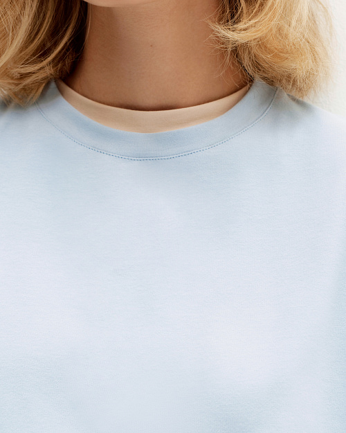 Свободная футболка из премиум-хлопка, с легким велюровым эффектом, голубой