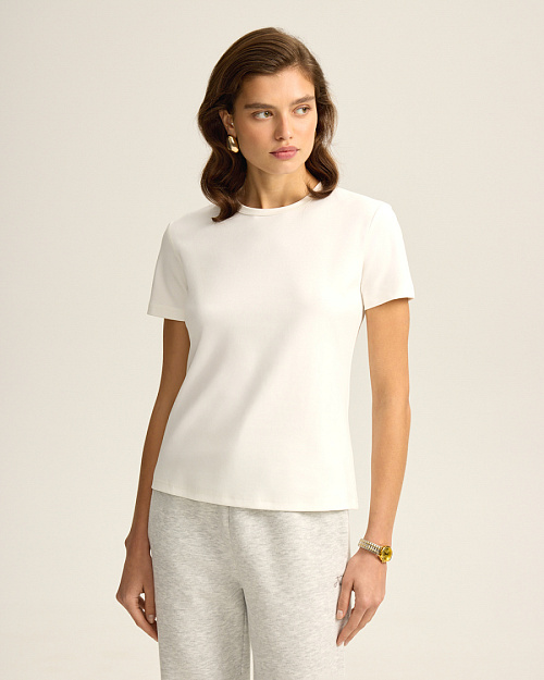 Базовая футболка из хлопка и спандекса, молочный