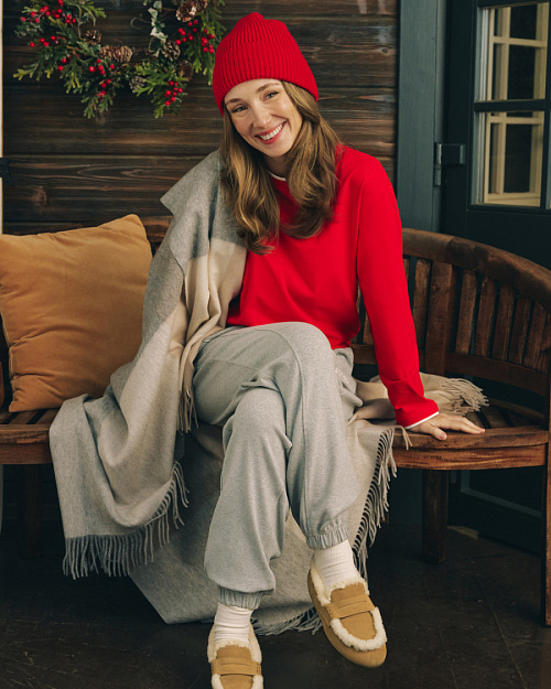 Хлопковый лонгслив с вышивкой, красный