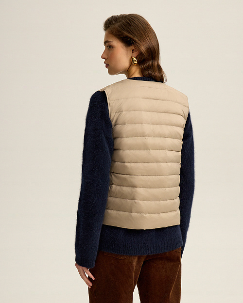 Стеганый жилет с натуральным наполнителем из пуха и пера, бежевый