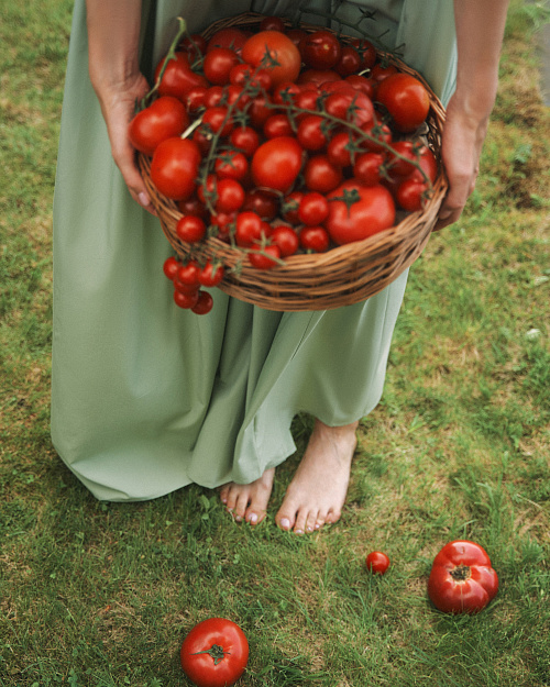 Платье сарафан на бретелях, длины макси, из бамбука, светло-зеленый