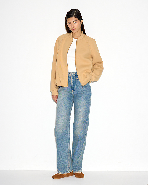 Бомбер на молнии, из футера, бежевый