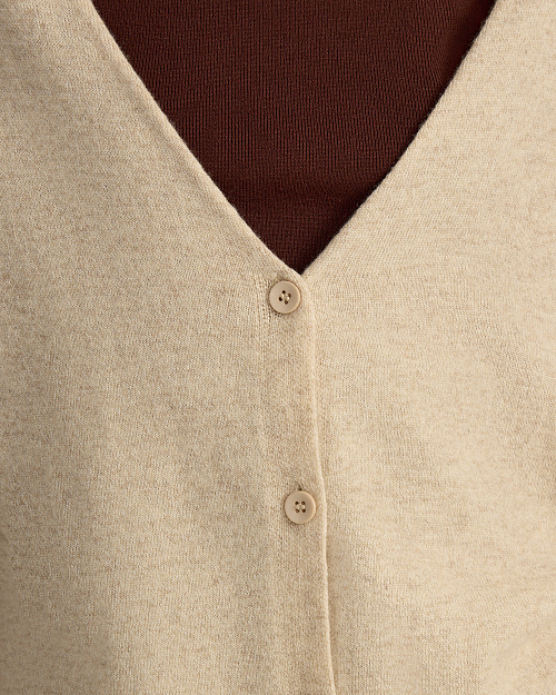 Кардиган на пуговицах с V-вырезом, из шерсти мериноса, бежевый
